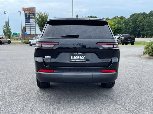 Used 2024 Jeep Grand Cherokee L Limited w/ Black Appearance Package AWD/4WD image 6