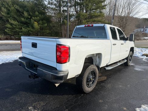 Used 2019 Chevrolet Silverado 2500 W/T w/ Snow Plow Prep Package image 5