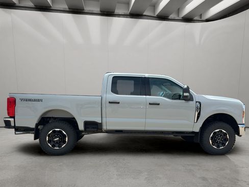 New 2026 Ford F250 XLT w/ Tremor Off-Road Package AWD/4WD image 6