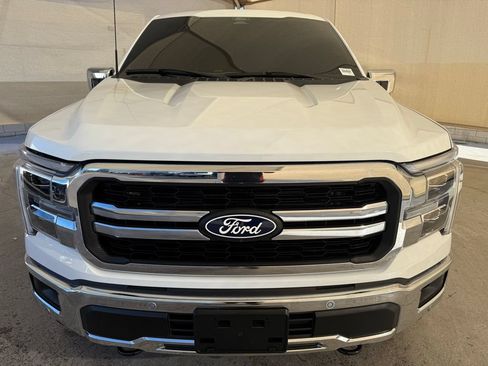 Used 2025 Ford F150 Lariat w/ Equipment Group 501A Mid AWD/4WD image 11