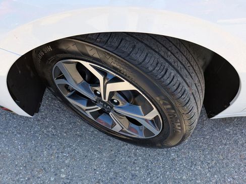 Used 2021 Kia Forte LXS FWD image 10