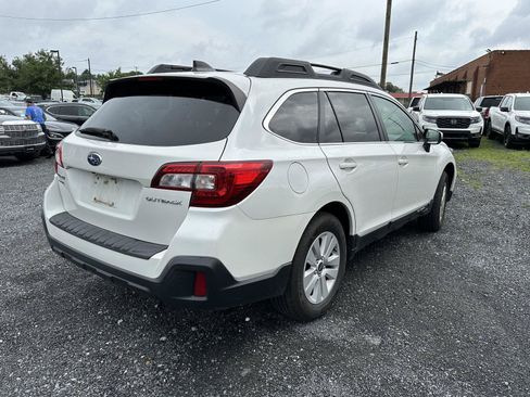 Used 2019 Subaru Outback 2.5i Premium AWD/4WD image 8