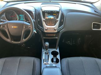 Used 2017 Chevrolet Equinox LS FWD video 4