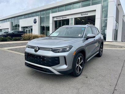 New 2026 Volkswagen Tiguan SE