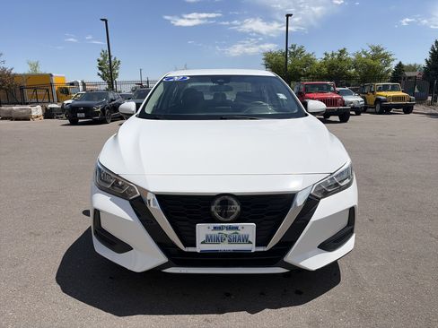 Used 2020 Nissan Sentra SV FWD image 2