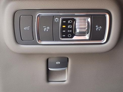 New 2025 Lincoln Nautilus Black Label w/ Jet Appearance Package image 10