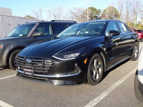 Used 2022 Hyundai Sonata SE image 1