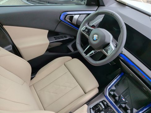 Used 2026 BMW X3 xDrive30i w/ M Sport Package AWD/4WD image 34