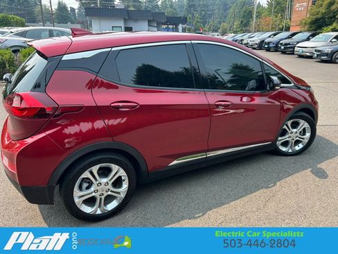 Used 2018 Chevrolet Bolt LT FWD image 16