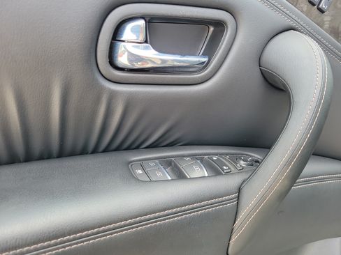 Used 2021 Nissan Armada Platinum w/ Captain's Chairs Package RWD image 16