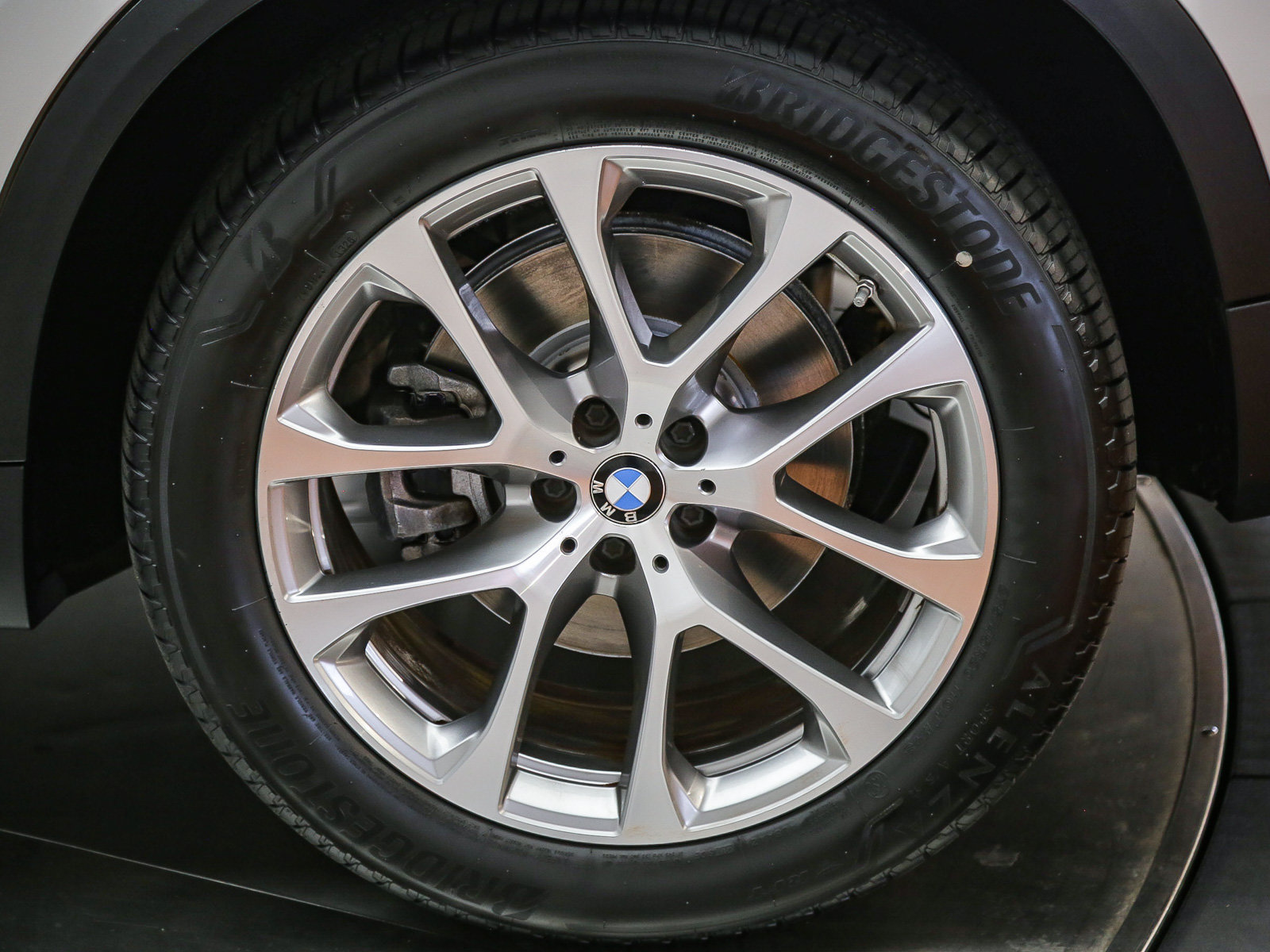 Certified 2023 BMW X5 xDrive40i w/ Climate Comfort Package AWD/4WD image 11