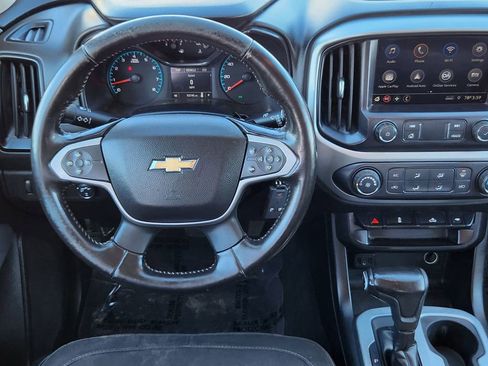 Used 2021 Chevrolet Colorado LT AWD/4WD image 3