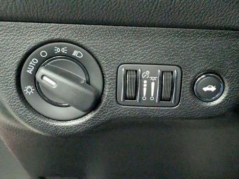 Used 2022 Dodge Challenger SRT Hellcat image 14