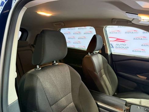 Used 2026 Nissan Rogue SV image 45