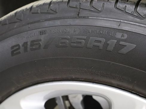Used 2023 Dodge Charger SXT RWD image 37