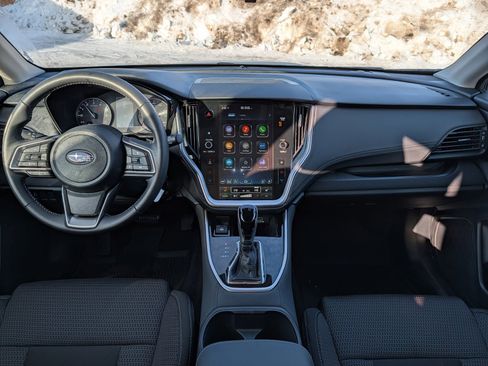 Used 2025 Subaru Outback Premium image 10