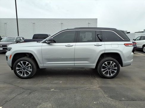 Used 2024 Jeep Grand Cherokee Overland w/ Trailer Tow Package image 4