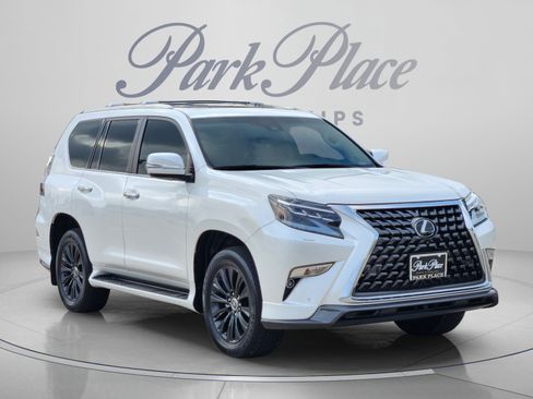 Used 2023 Lexus GX 460 Luxury w/ Sport Design Package AWD/4WD image 4