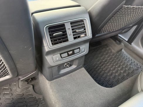 Used 2018 Audi Q5 Prestige AWD/4WD image 25
