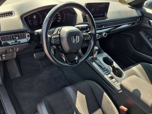 Used 2024 Honda Civic Sport image 17
