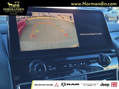 Used 2024 Nissan Armada SV RWD image 10