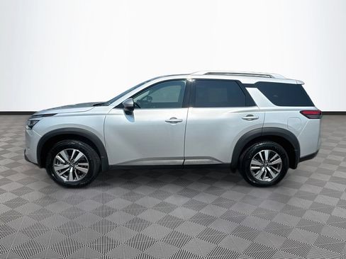 Used 2022 Nissan Pathfinder SL AWD/4WD image 36