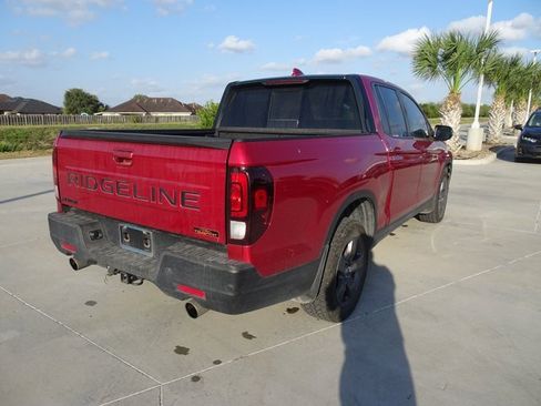 Certified 2024 Honda Ridgeline TrailSport image 4
