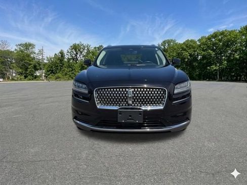 Used 2023 Lincoln Nautilus AWD w/ Premium Package image 3