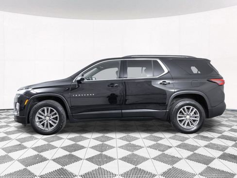 Used 2023 Chevrolet Traverse LT FWD image 14