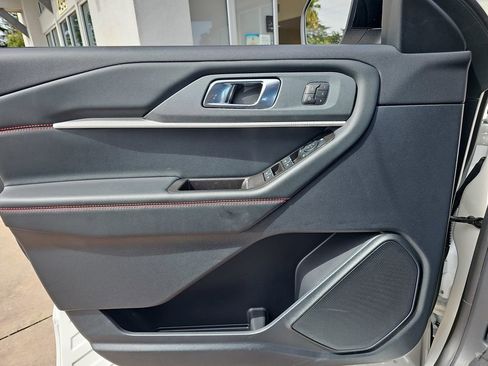 New 2026 Ford Explorer ST-Line image 29