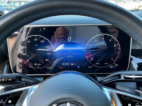 Certified 2025 Mercedes-Benz GLC 300 image 20
