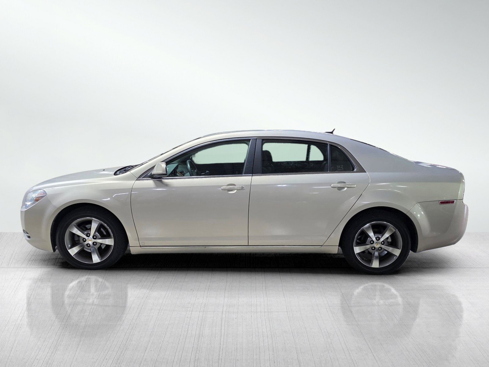 Used 2009 Chevrolet Malibu LT FWD image 4
