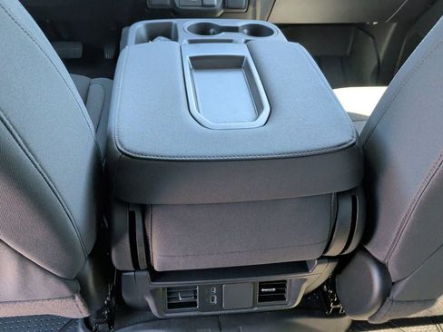 New 2026 Chevrolet Silverado 1500 Custom w/ LPO, Dark Essentials Package RWD image 32