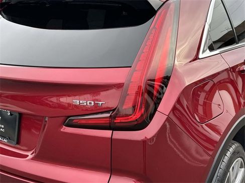 Used 2020 Cadillac XT4 Premium Luxury image 6