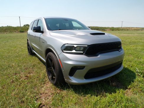 Used 2021 Dodge Durango R/T w/ Trailer Tow Group IV AWD/4WD image 3
