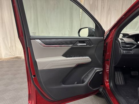 New 2026 GMC Acadia Elevation w/ Elevation Premium Package image 23