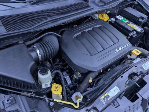 Used 2014 Dodge Grand Caravan R/T w/ Safety Sphere Group image 23