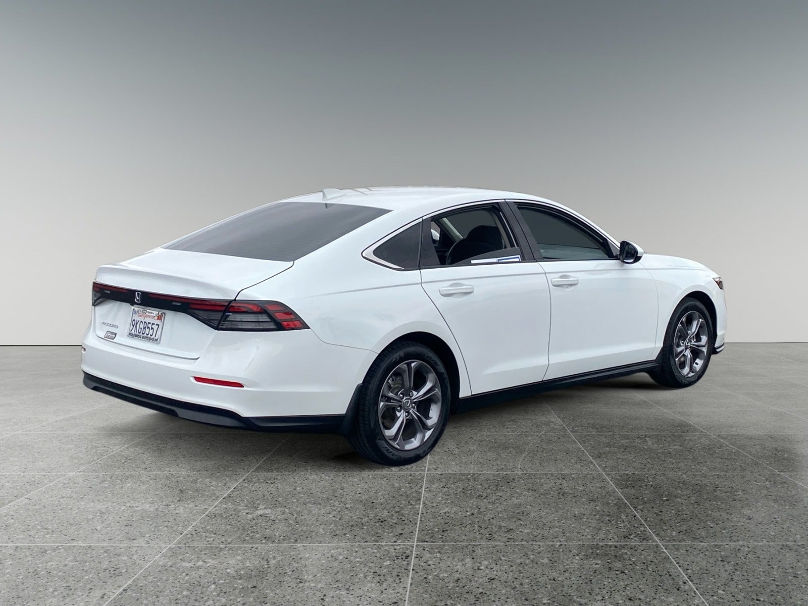 Used 2024 Honda Accord EX image 5