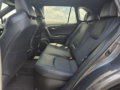 Used 2021 Toyota RAV4 XSE AWD/4WD image 17