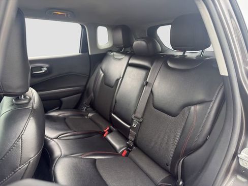 Used 2020 Jeep Compass Trailhawk AWD/4WD image 13