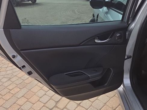 Used 2019 Honda Civic EX image 24