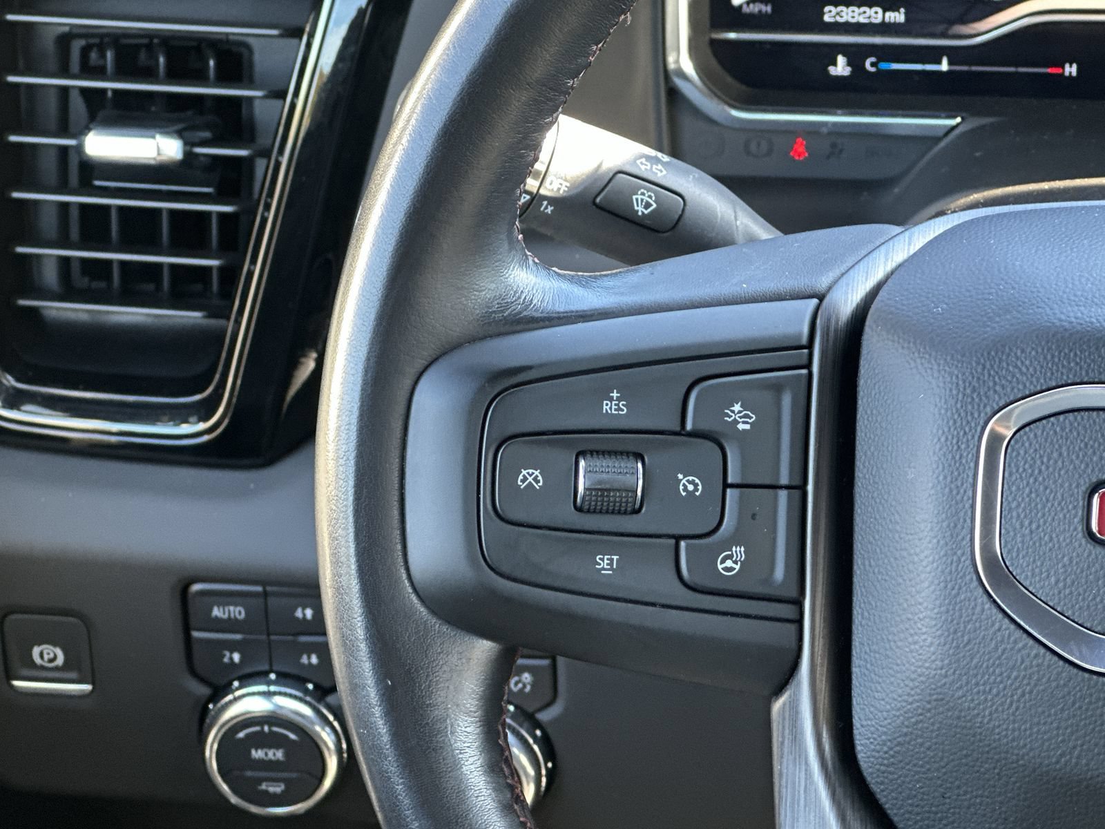 Used 2025 GMC Sierra 2500 AT4X AWD/4WD image 20
