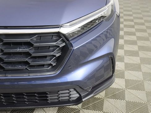 Certified 2025 Honda CR-V LX image 11