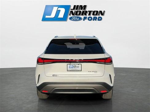 Used 2023 Lexus RX 350h image 4