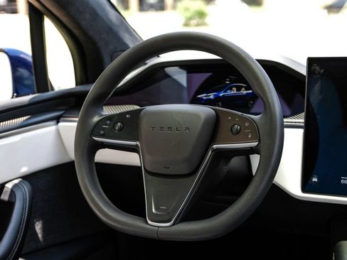Used 2022 Tesla Model X Plaid AWD/4WD image 16