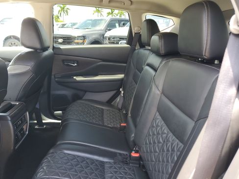 Used 2021 Nissan Murano Platinum w/ Cargo Package FWD image 14