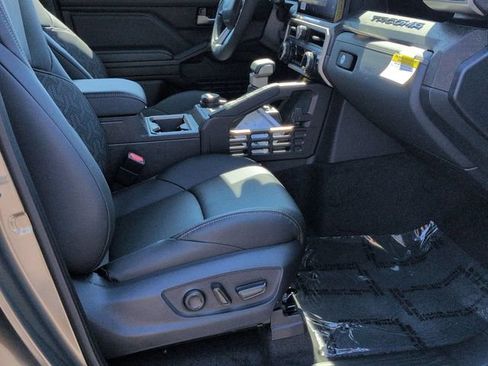 New 2026 Toyota Tacoma Limited AWD/4WD image 29