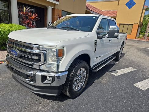 Used 2022 Ford F250 Lariat w/ Lariat Ultimate Package AWD/4WD image 2
