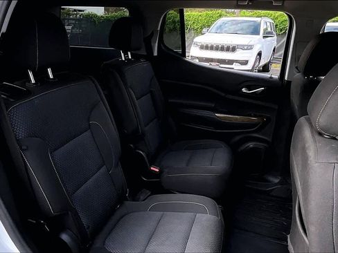 Used 2021 GMC Acadia SLE w/ Driver Convenience Package image 19