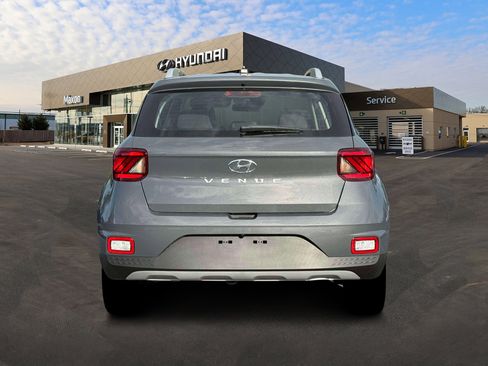 New 2026 Hyundai Venue SEL image 6